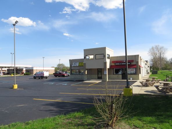 MAK Plaza: 706-728 Joliet St., Dyer, IN 46311